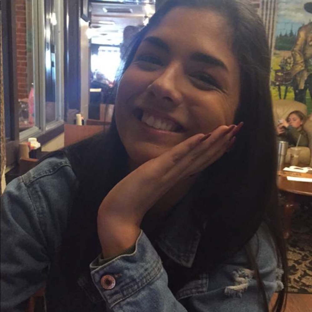 Meet your Posher, Lexi